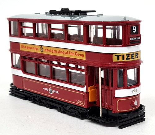 Efe tram leeds - 1/76,