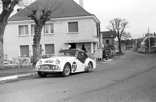 Gray actman triumph tr3a - f, s