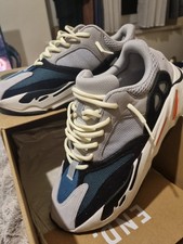 Adidas Yeezy Boost 700 Wave