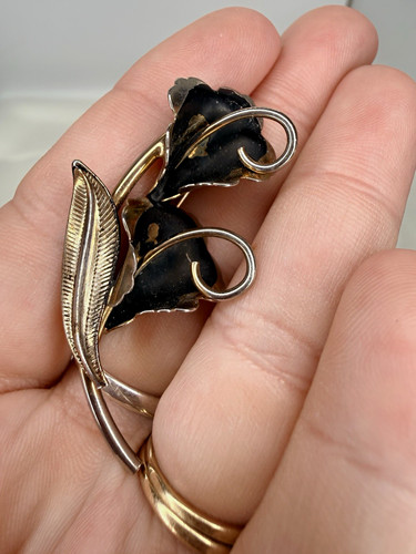 Gold tone black enamel - tone, metal