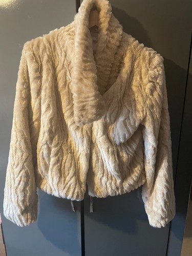 Wallis beige faux fur short