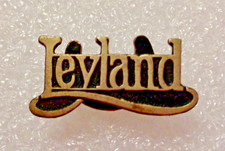 LEYLAND CAR / LORRY MAKER - Early Enamel Lapel Badge