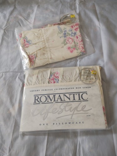 Pair vintage romantic - pair,