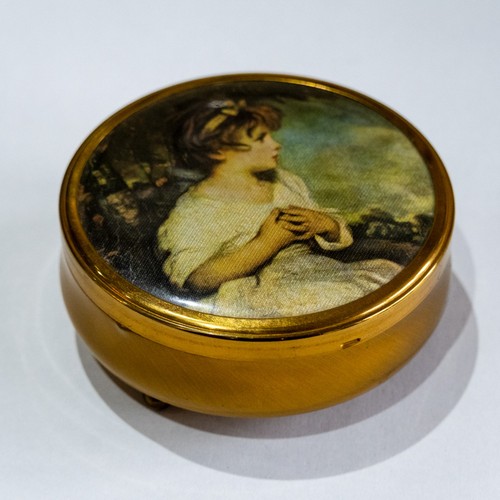 Beautiful vintage hinged