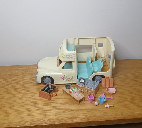 Sylvanian families campervan - families,