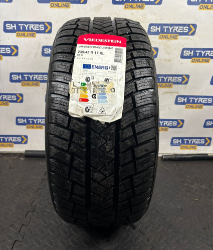 235 45r17 97v - 1x,