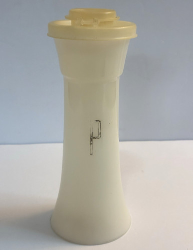 Vintage tupperware - vintage, 6.5"