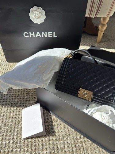 Chanel black medium - chanel, in