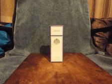 Estee Lauder Woman's  Eau De