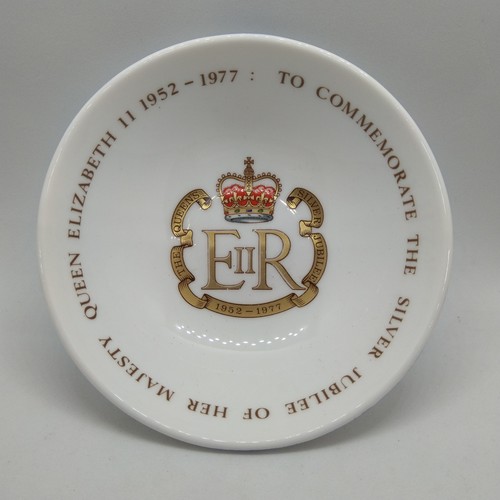 Queen elizabeth silver - queen, ii