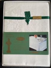 Vintage Boxed & Unused Irish Linen Double Damask Tablecloth 72ins"x90ins" Chrysa