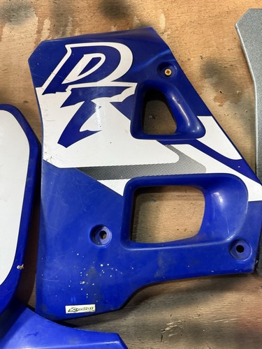 Yamaha dt125r tank panels blue - yamaha,