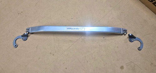 Skunk front strut brace ek - strut,