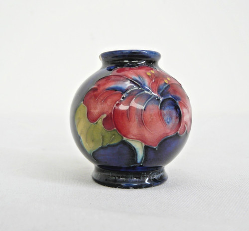 Moorcroft hibiscus mini round - hibiscus,