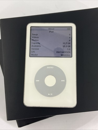 Vintage apple ipod classic 5th - apple,