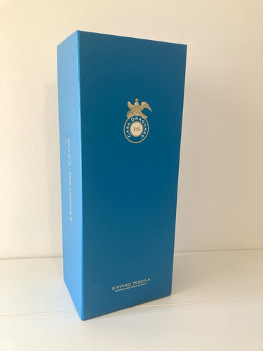 Casa dragones empty sipping - 16,