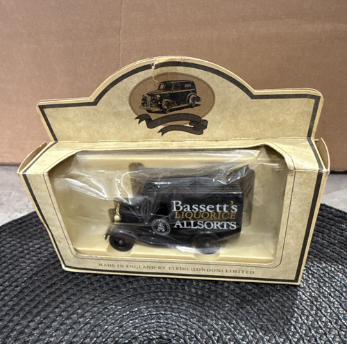 Lledo days gone bassett - days, bassett’s