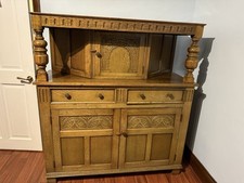 Oak Court Dresser