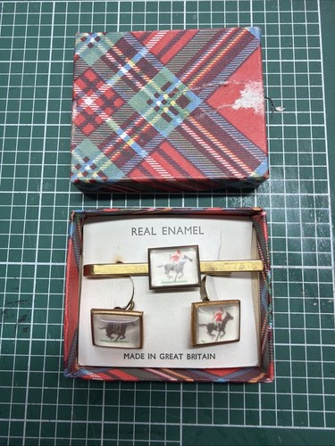 Horse racing theme cufflinks - theme,
