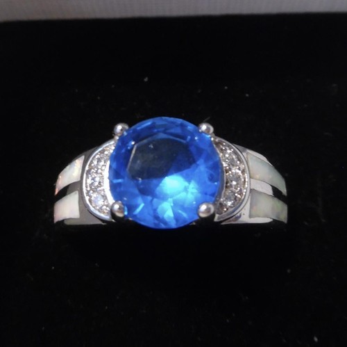 Gorgeous blue fire - ., opal