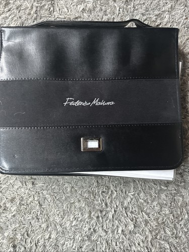 World sample case - fm,