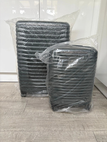 New large cabin samsonite - large,