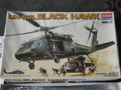 Academy 60l black - 1/35, hawk