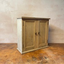 VINTAGE VICTORIAN PINE
