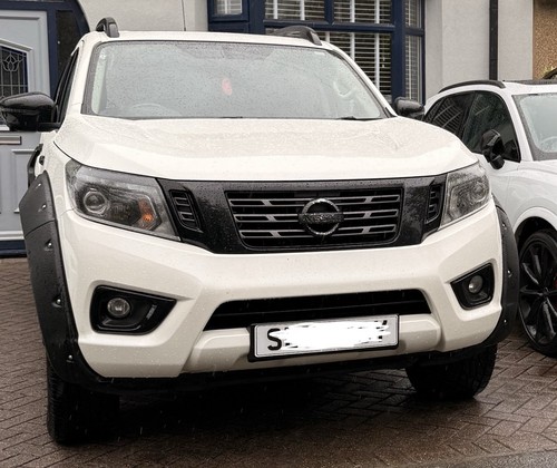 2020 nissan navara bonnet with - navara,