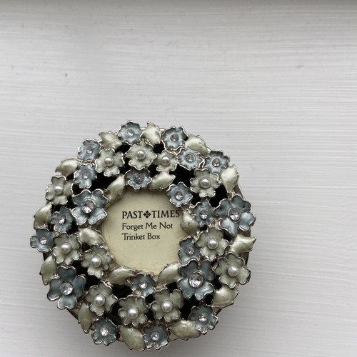 Past times trinket box - , /photo