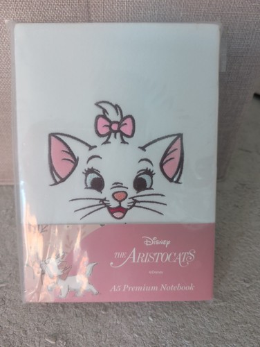 Disney store marie - marie, a5