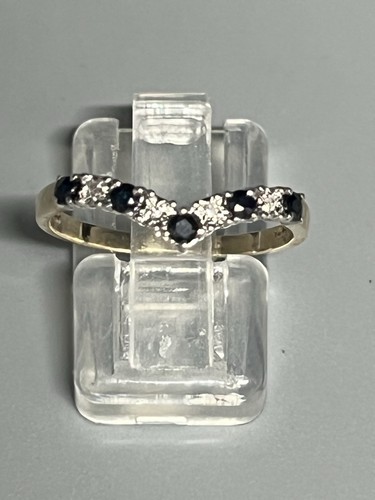 9ct gold sapphire diamond - gold,
