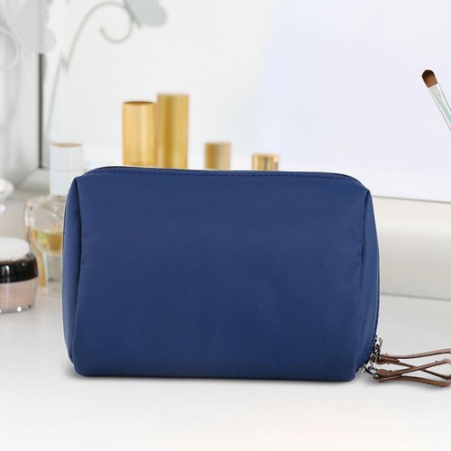 Small makeup bag grooming - makeup,