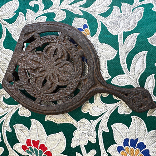 Original late victorian - late, cast