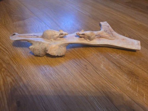 Mice bowgwood sculpture - mice,