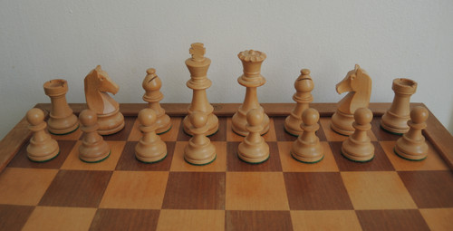 Vintage weighted wooden - , chess