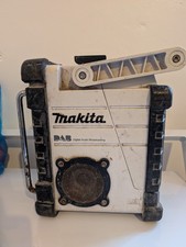 Makita DMR104 DAB/FM Radio no