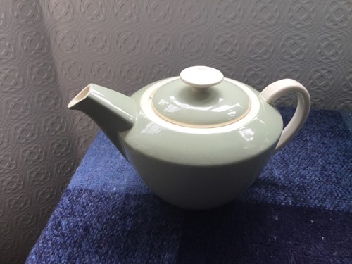 Poole pottery streamline - poole,