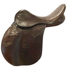 17 ins Pre-Owned LIGHTWOOD English spring Tree Jumping GP saddle  Narrow fit (49