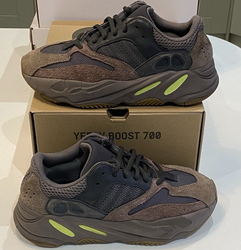 Yeezy boost 700 - 700, v2