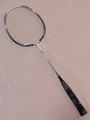 Yonex badminton racket voltric - badminton,