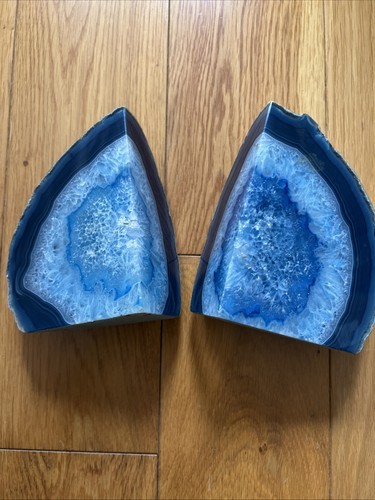 Stunning blue agate - , geode