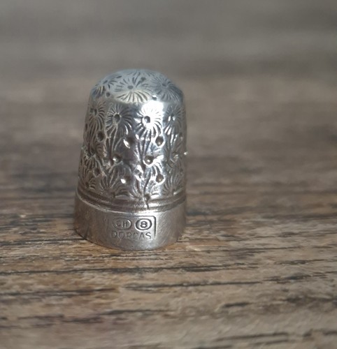Thimble swirling daisy - ,
