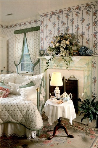 Laura ashley english - english, country