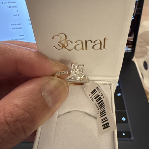 Thornmere radiant crest ring - radiant,