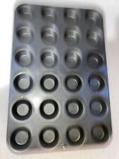 The Pampered Chef Deluxe 24