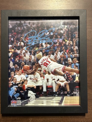 Dennis rodman signed - rodman, 8x10