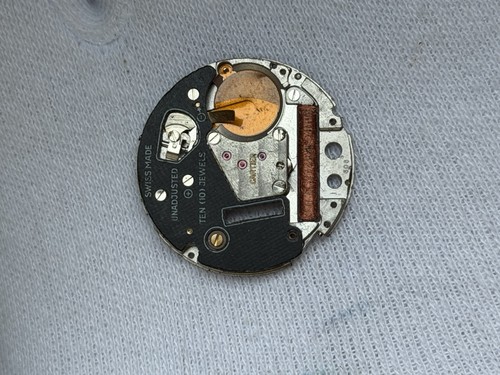 Cartier 606 quartz - cartier, movement