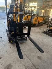 mini digger pallet forks