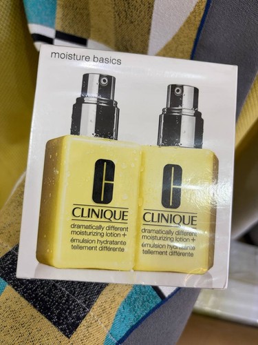 Clinique dramatically - 2x,